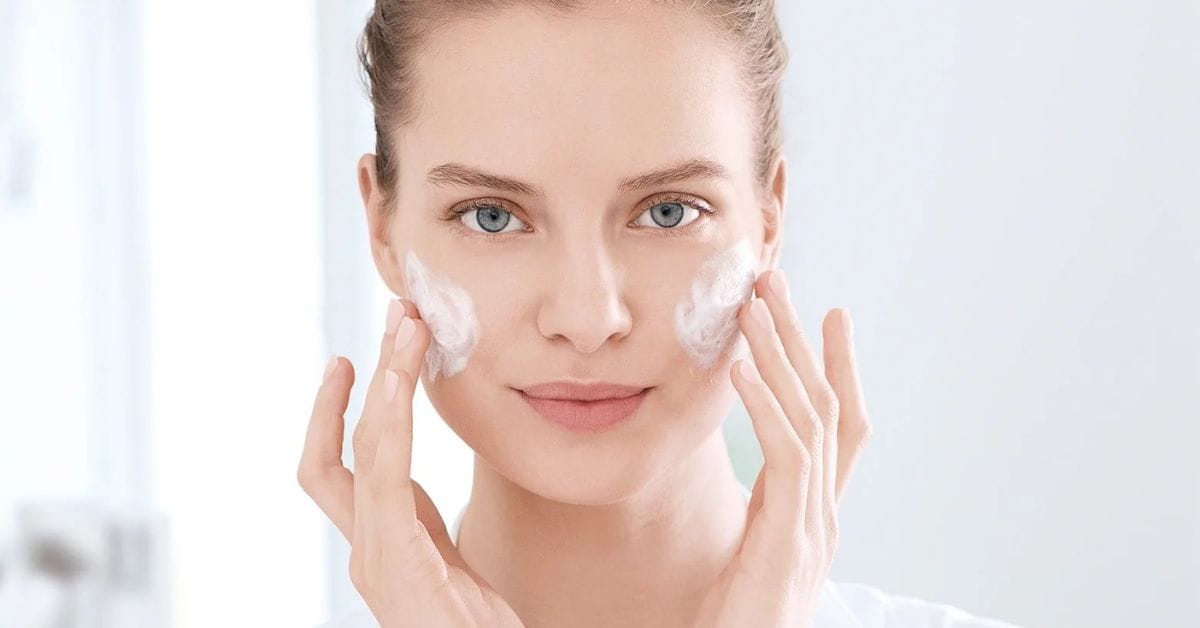 Skin Care With Acne: Dermatologist-Approved Guide for Clear Skin