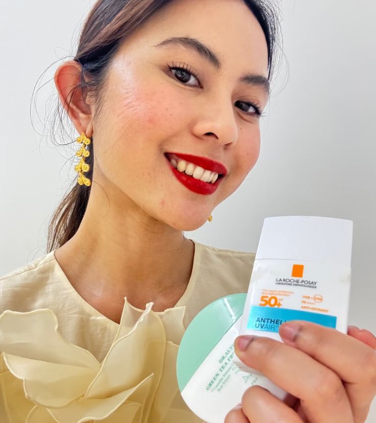  Benefits of using sunscreen for acne: preventing scars and skin healing